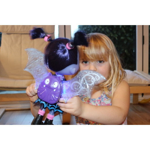 K Toys | Vampirina Bat-Tastic Talking Vampirina & Wolfie